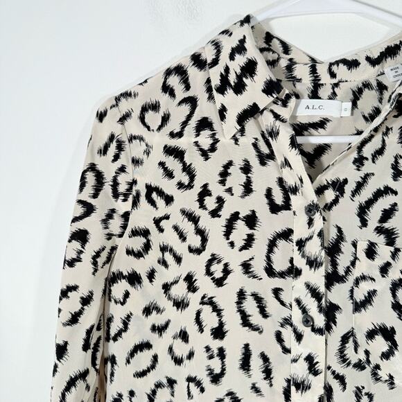 A.L.C. Emerson 100% Silk Ivory Black Leopard Print Button Down Blouse Size 0 - Picture 7 of 11